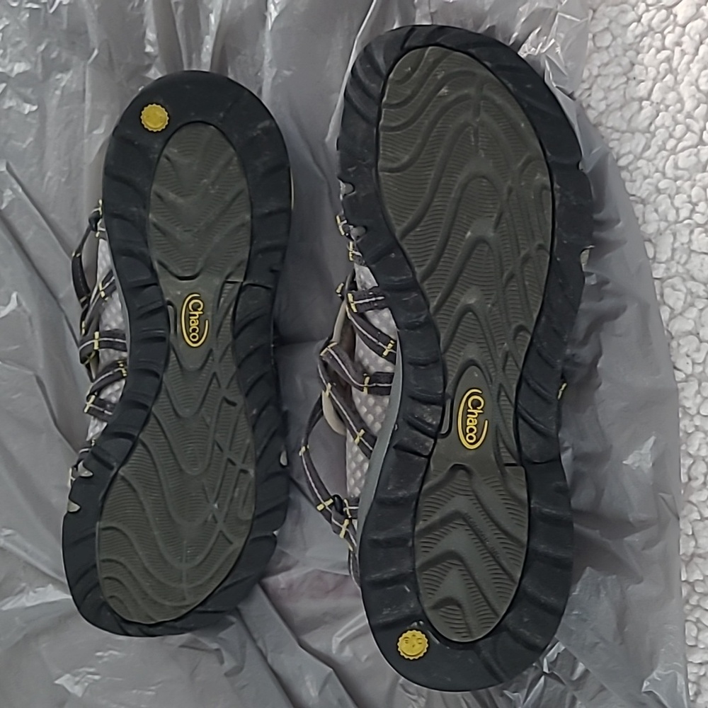 Women's Chaco Size 9 Water Shoes. Used. - Picture 5 of 6